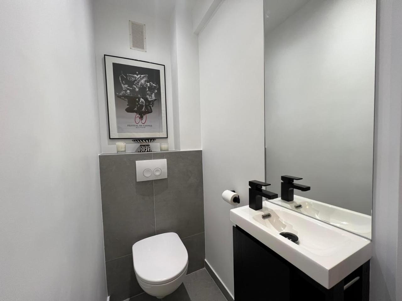 Vue Mer Exceptionnelle Sur Plage Du Midi En 1Re Ligne- 2 Chambres Cannes Esterno foto